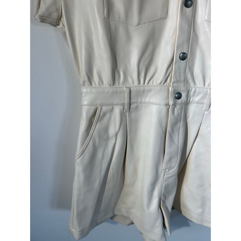 Vintage Havana romper women size M cream faux leather shorts collar short sleeve - Picture 3 of 11